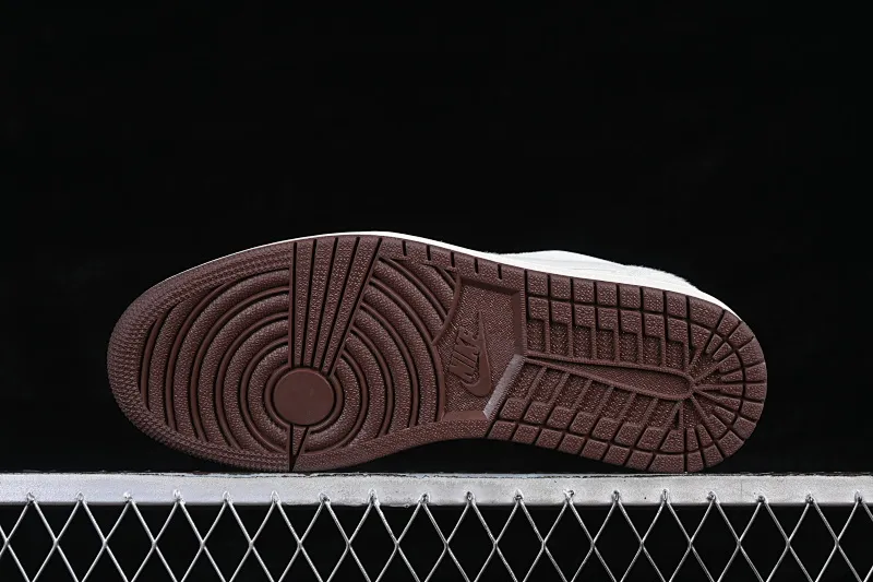 All categories Air Jordan Jordan series basketball shoes Air Jordan 1 Low Air Jordan 1 Low AJ1 Joe 1 Su embroidery low-top cultural basketball shoes IQ1109-011